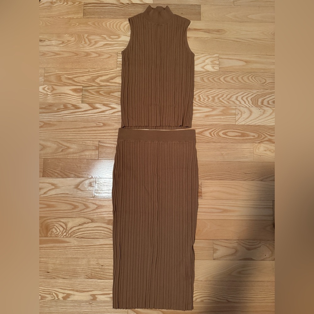 Calvin Klein Tan Brown Ribbed Knit Sleeveless Mock Neck Tank and Skirt Size XS